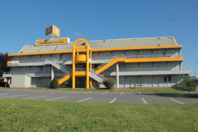Гостиница Premiere Classe Soissons  Суассон